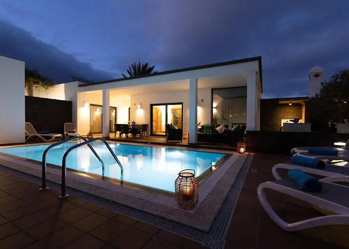 Villa Mamma Mia Sleeps 6 With Pool