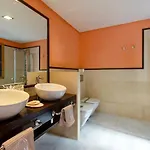 וילה Mamma Mia Sleeps 6 With Pool