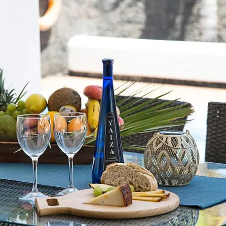 Mamma Mia Sleeps 6 With Pool * 플라야블랑카