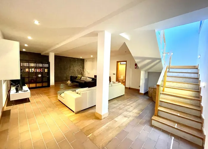 Mamma Mia Sleeps 6 With Pool Villa