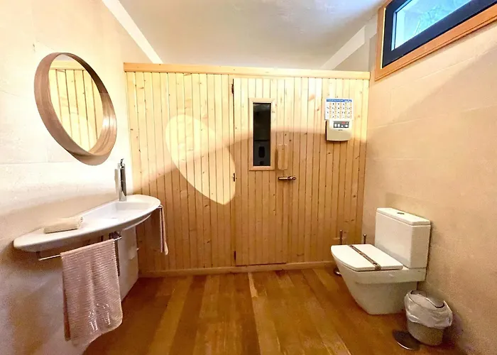 Mamma Mia Sleeps 6 With Pool Villa Playa Blanca (Lanzarote)